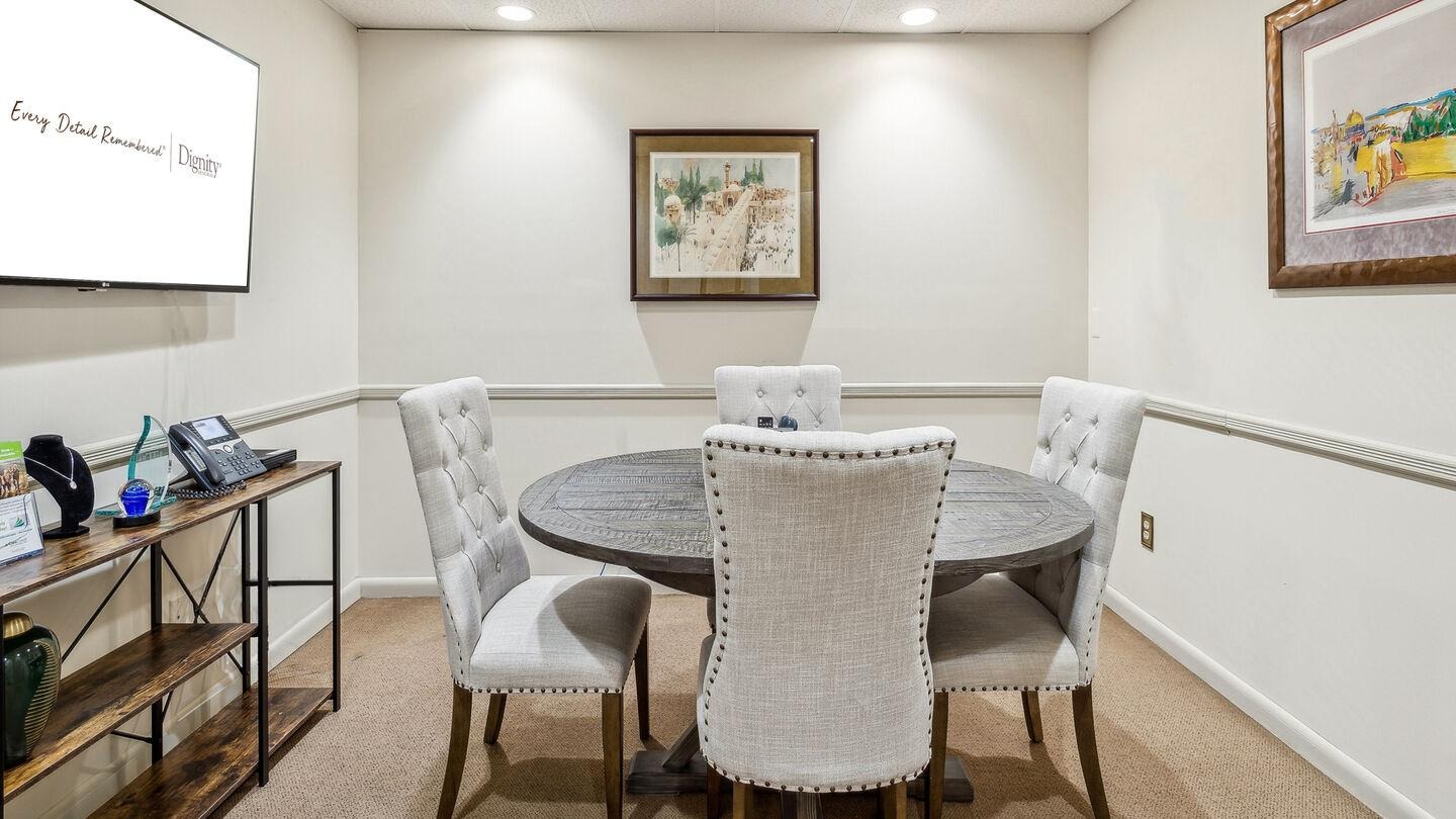Alderette-Pomeroy Funeral Home gallery image 1